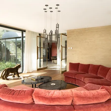 Lujo Barcelona 度假居
